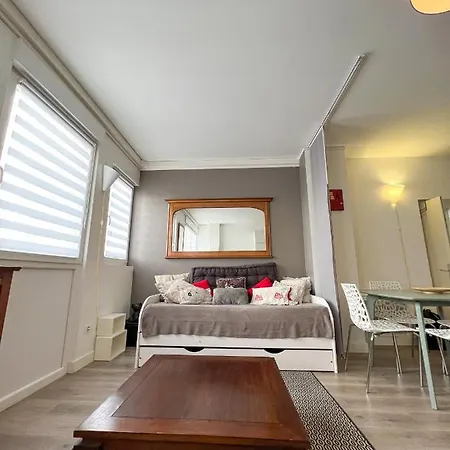 Le Victoria I - Point - 50m2 Apartment *
